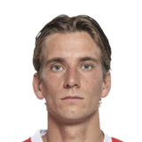 Dennis Praet